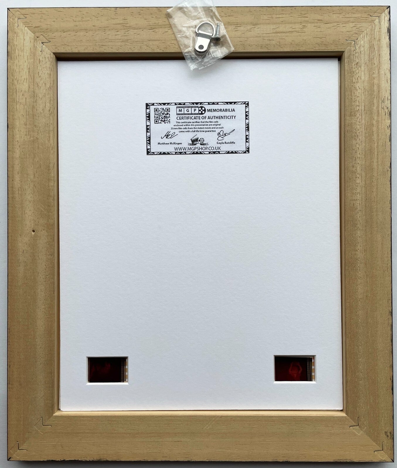 THE THING of 1982 Original 35mm film cells set in Quality Wood Frame + COA