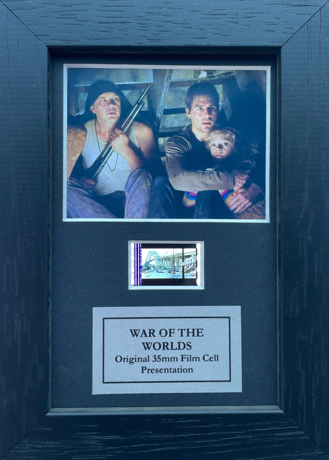 War of The Worlds Original Mini 35mm Film Cells set in Quality Wood Frame v1