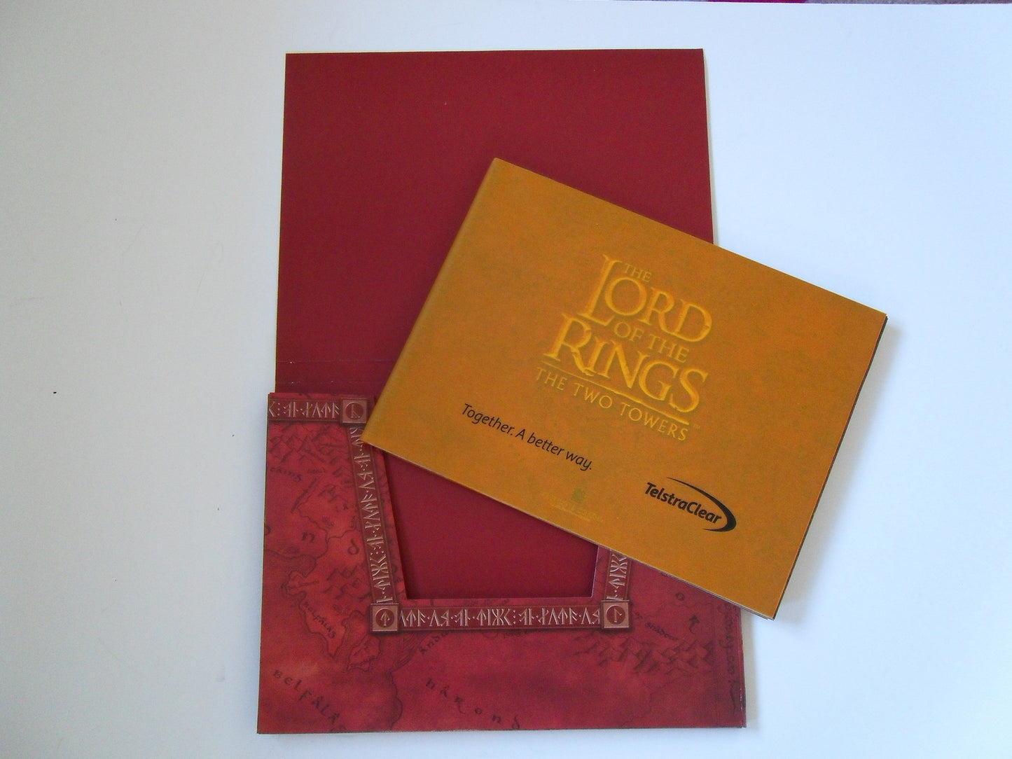 Collectors Presentation Pack with 9 Phone Cards for LOTR - The TWO TOWERS fan