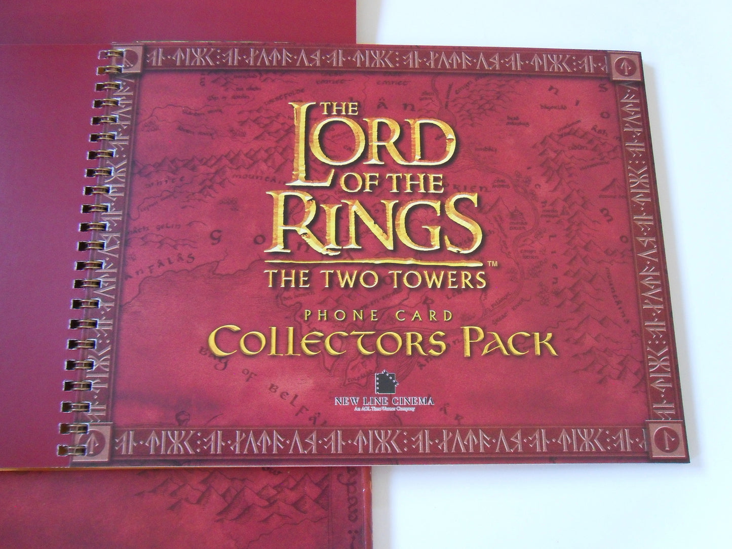 Collectors Presentation Pack with 9 Phone Cards for LOTR - The TWO TOWERS fan