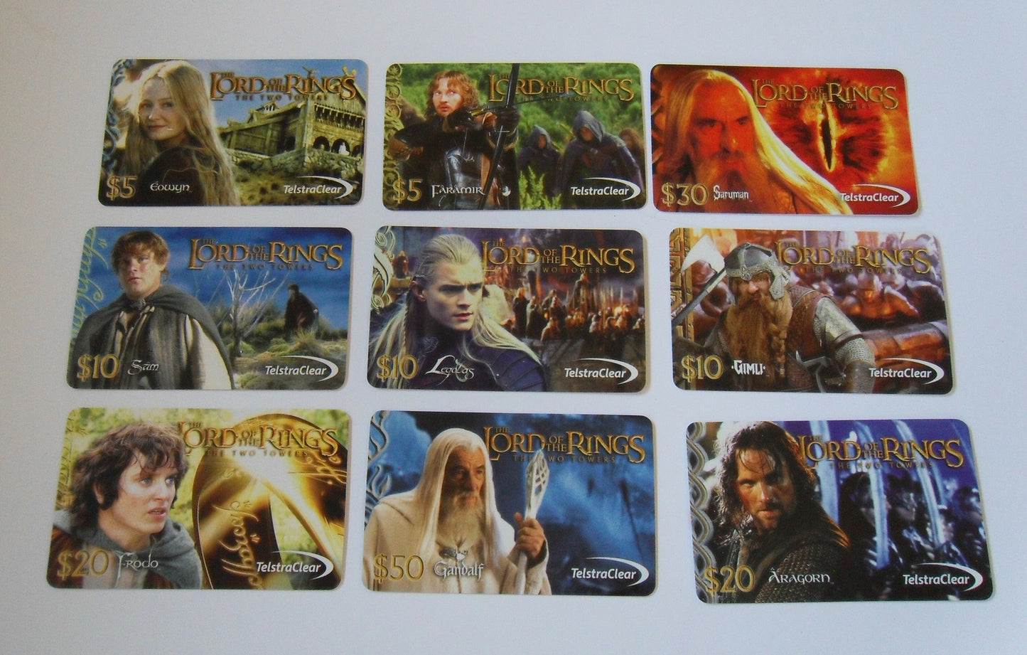 Collectors Presentation Pack with 9 Phone Cards for LOTR - The TWO TOWERS fan