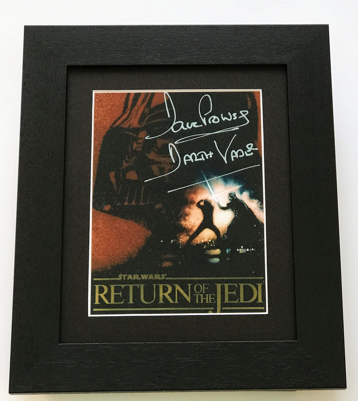 A DAVE PROWSE Darth Vader Signed Repro Signed print for a Star Wars fan