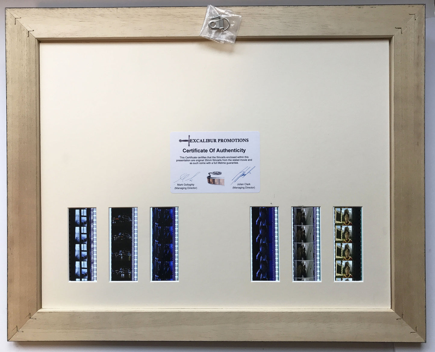 Hand crafted display featuring original 35mm filmcells for HARRY POTTER fans vT1