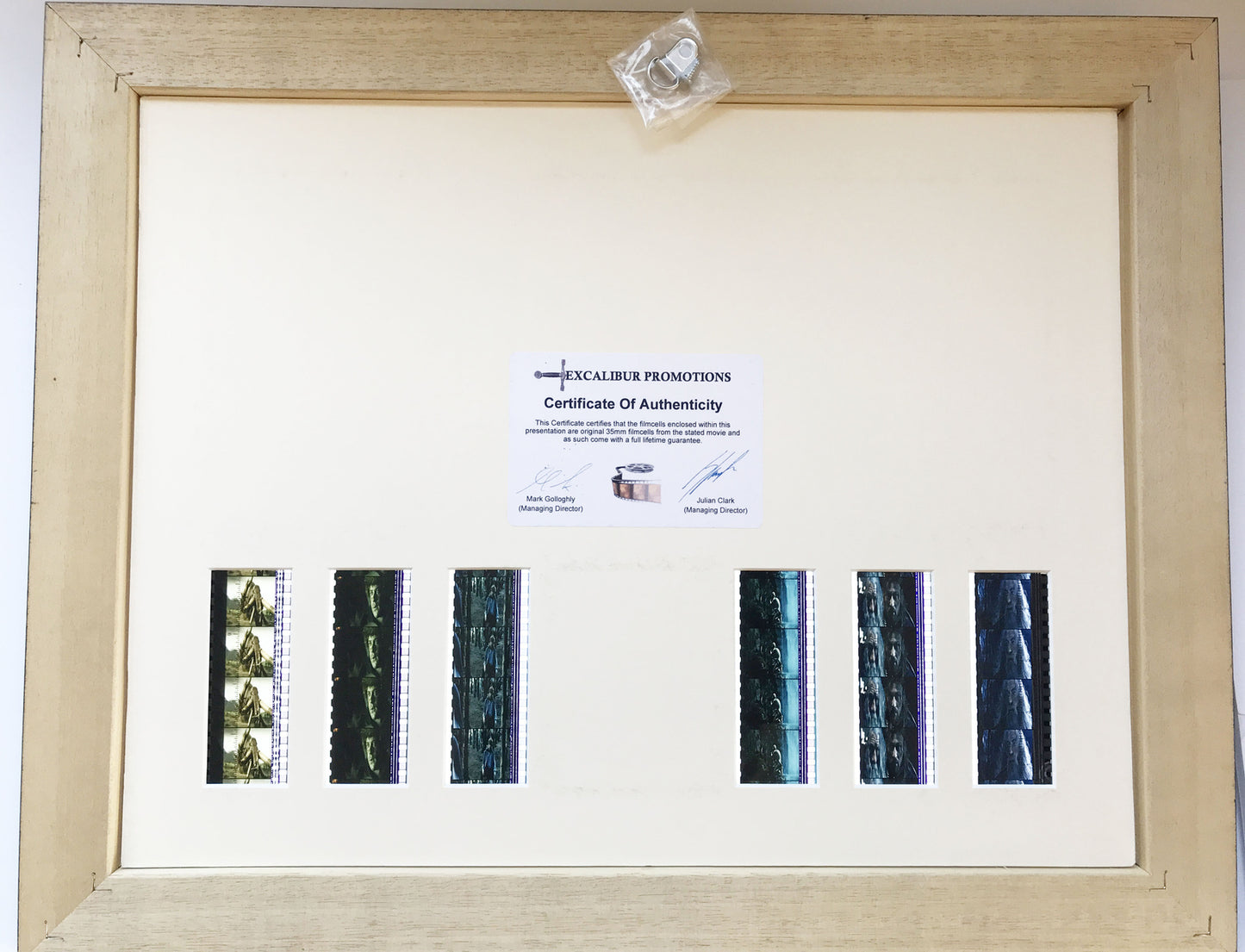 Hand Crafted display featuring original film cells for Lord of The Rings fans v4
