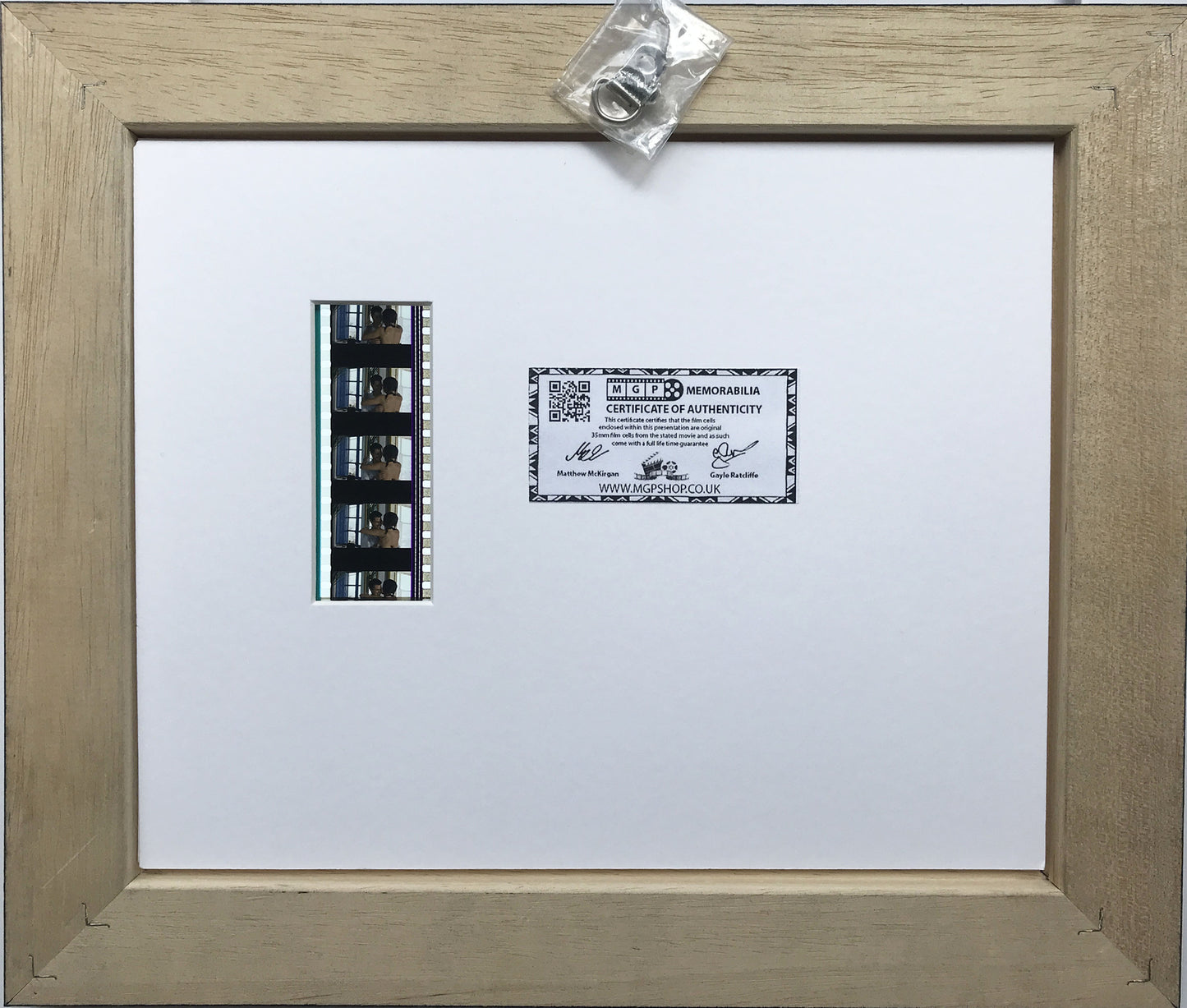 Handmade display featuring original film cell for THE BOURNE SUPREMACY fans v1