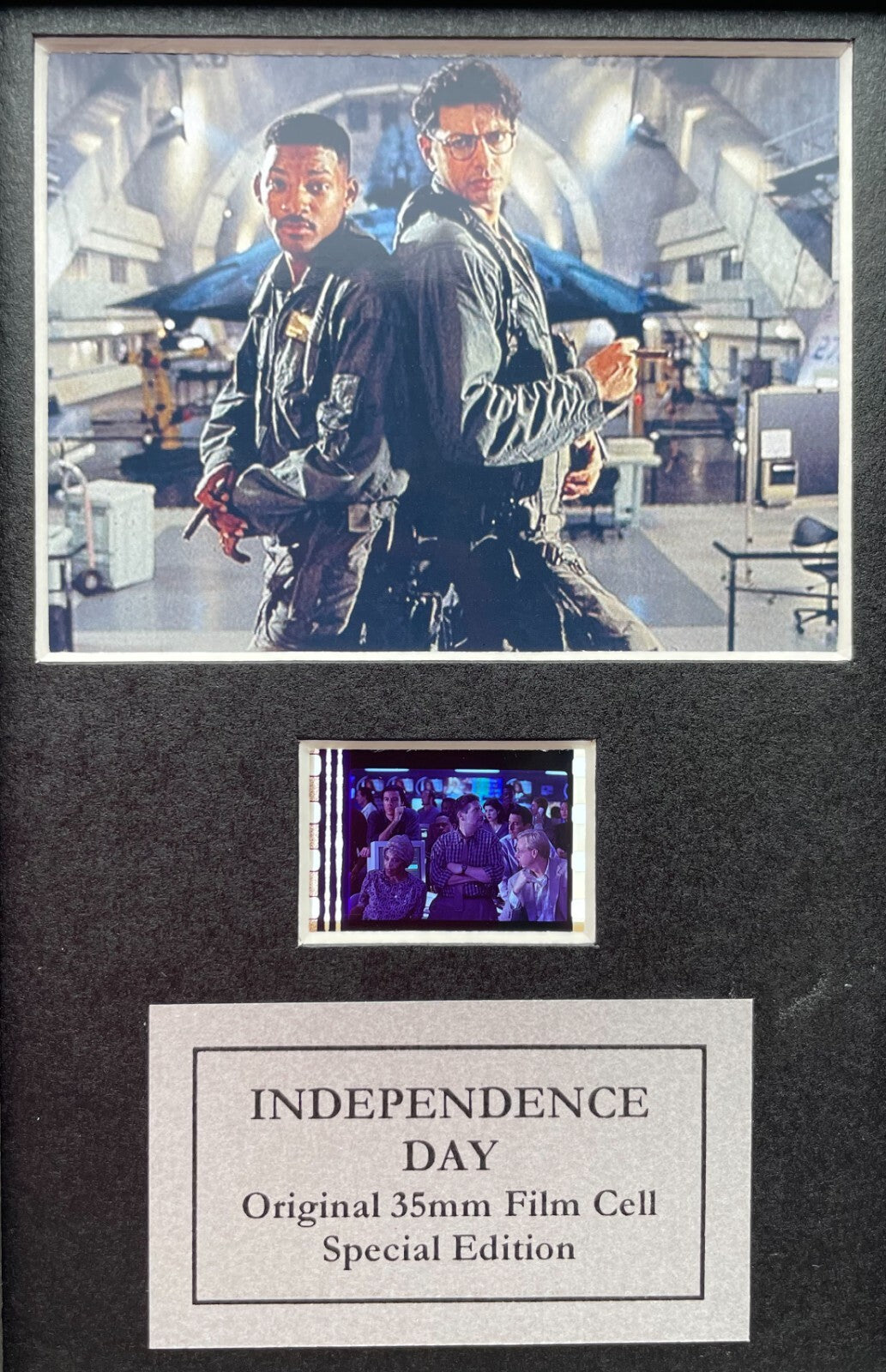 Hand crafted display featuring original Mini filmcells for INDEPENDENCE DAY fans