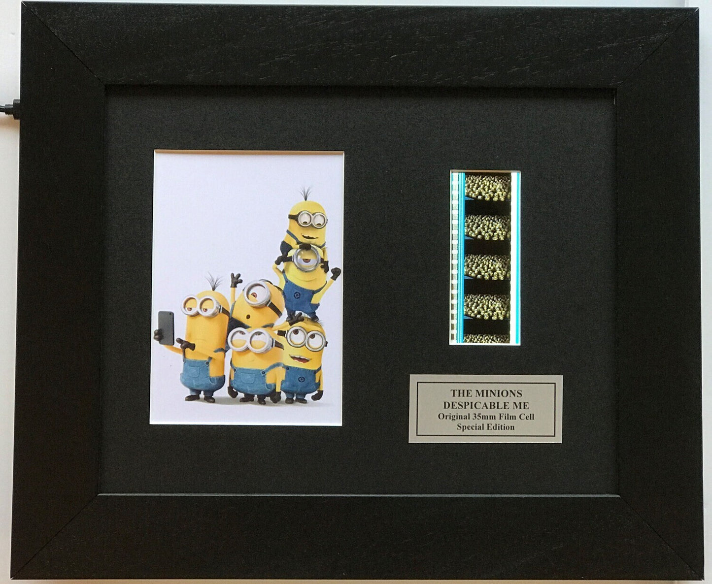 Handmade display inc original 35mm film cells for DESPICABLE ME (Minions) fans