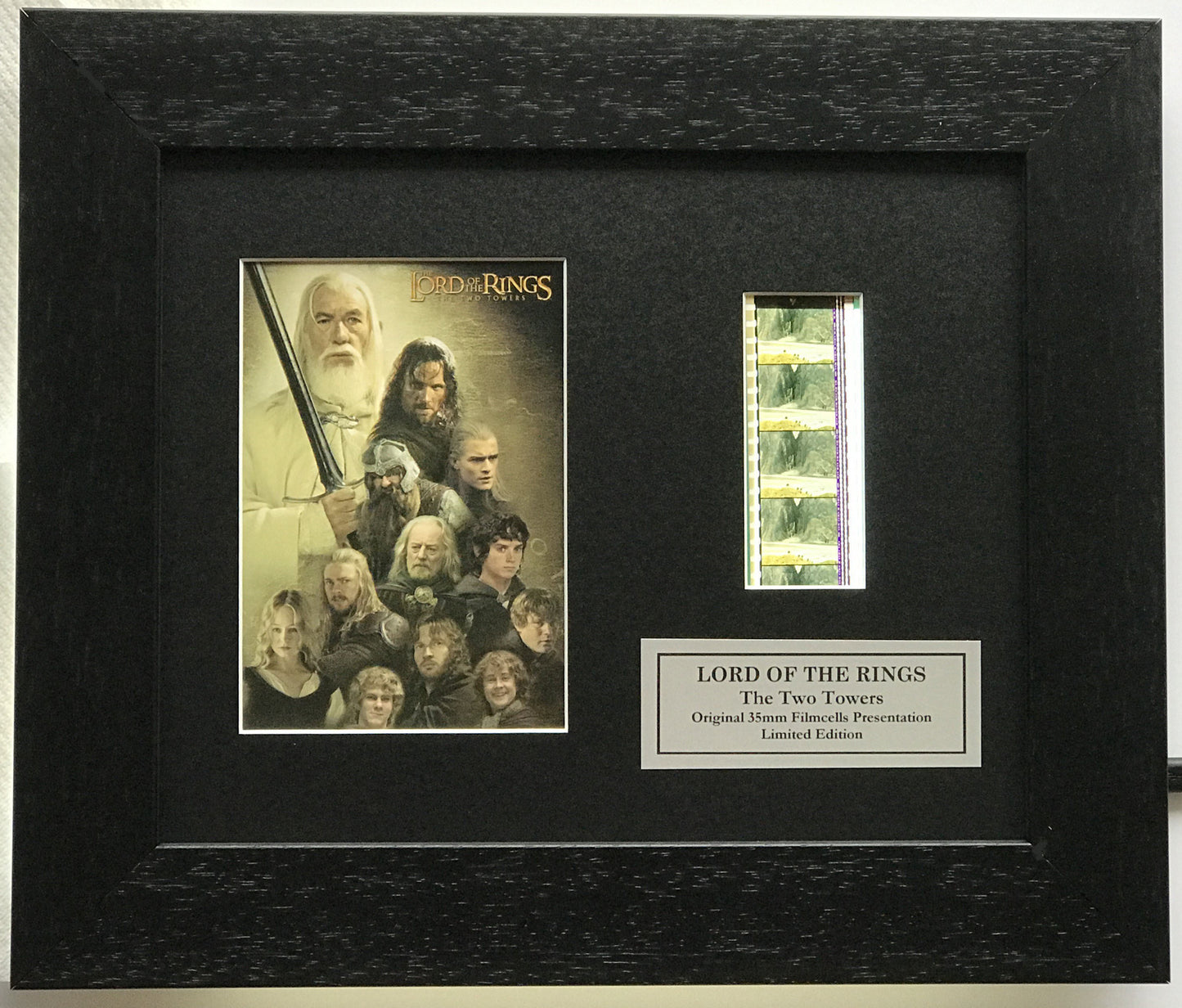Handmade display inc original 35mm film cells for LOTR - The TWO TOWERS fans v2