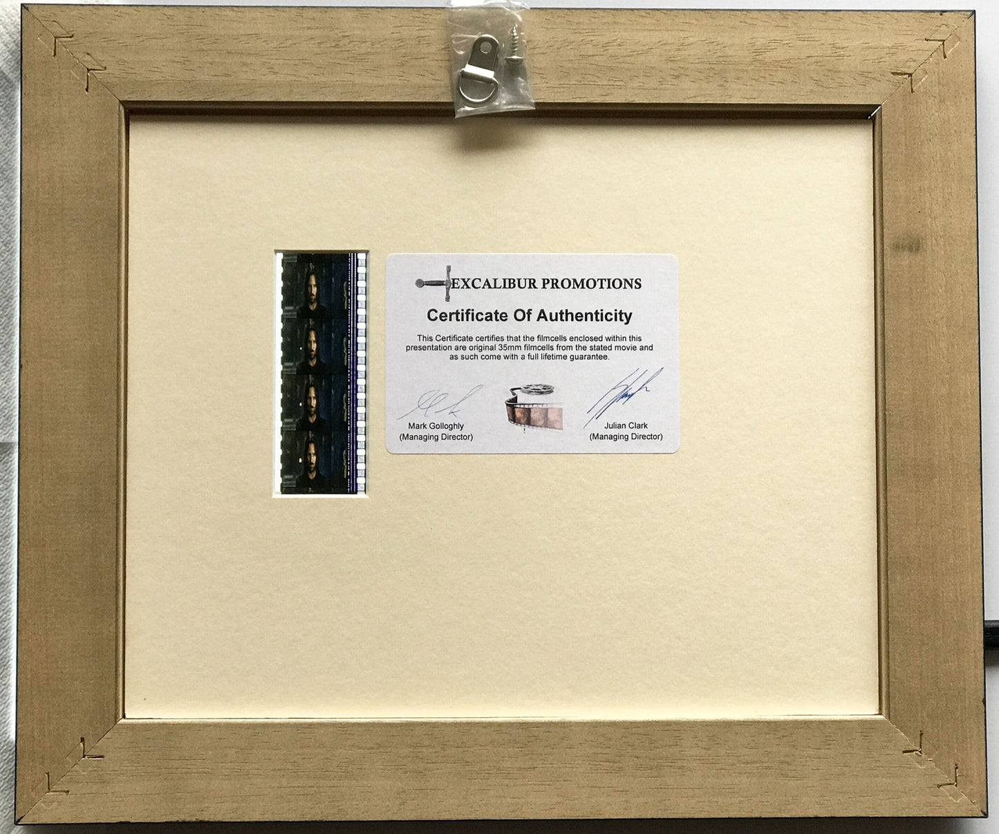 Handmade gift inc original 35mm film cell for LOTR - RETURN of The KING fans v1