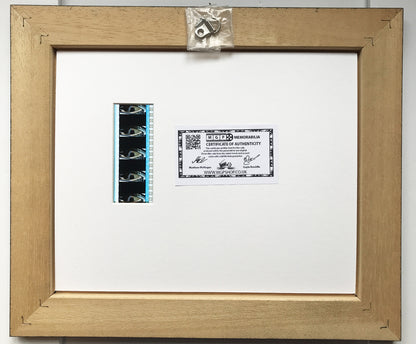 Handmade gift inc original film cells for James Bond QUANTUM OF SOLACE fans v3