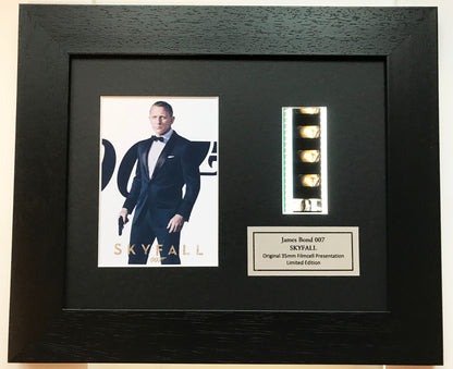 Handmade gift inc original film cells for James Bond QUANTUM OF SOLACE fans v1