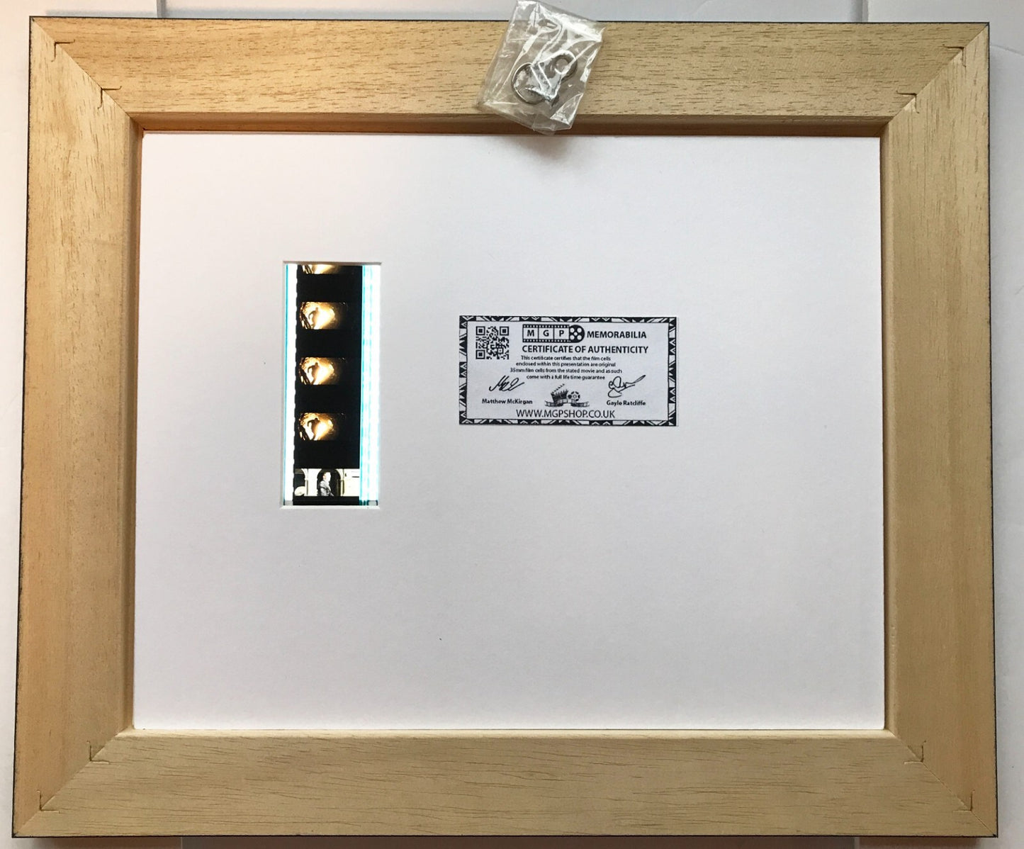 Handmade gift inc original film cells for James Bond QUANTUM OF SOLACE fans v1