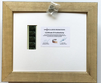 INDEPENDENCE DAY Signed Repro Original 35mm Film Cells in Quality Wood Frame