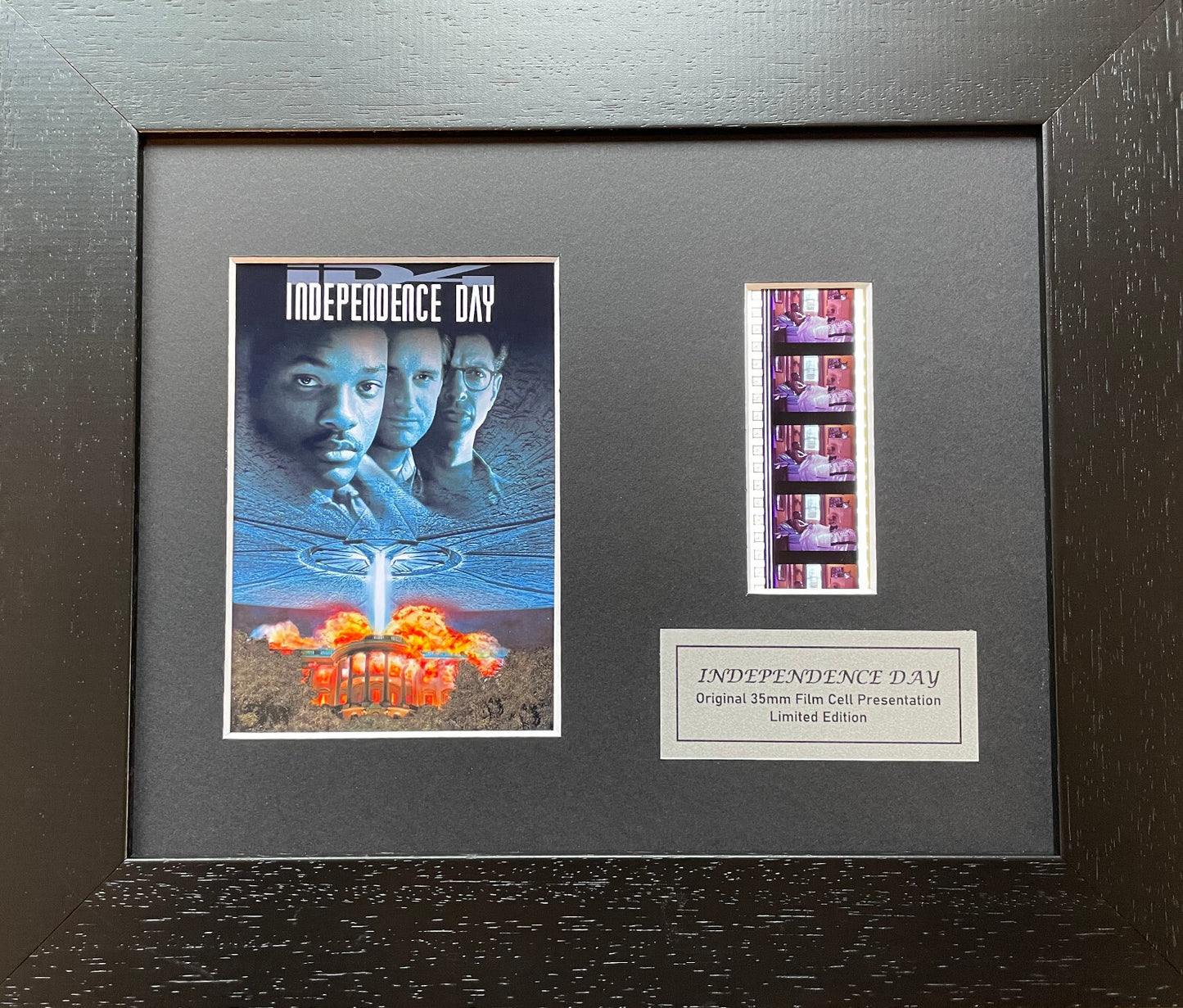 Hand crafted display featuring original film cells for INDEPENDENCE DAY fans v2