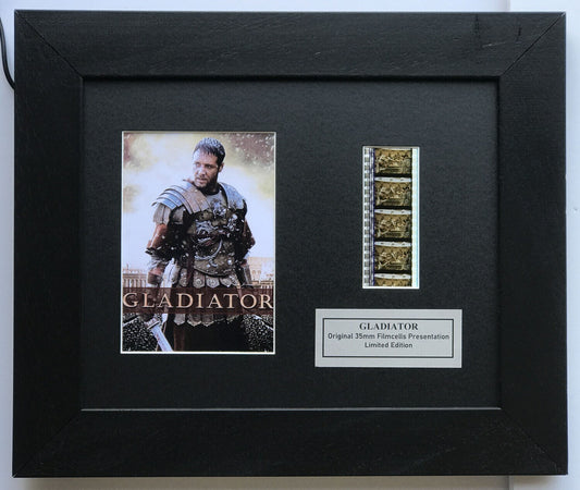 Handmade display featuring original 35mm film cells for GLADIATOR fans + COA v1