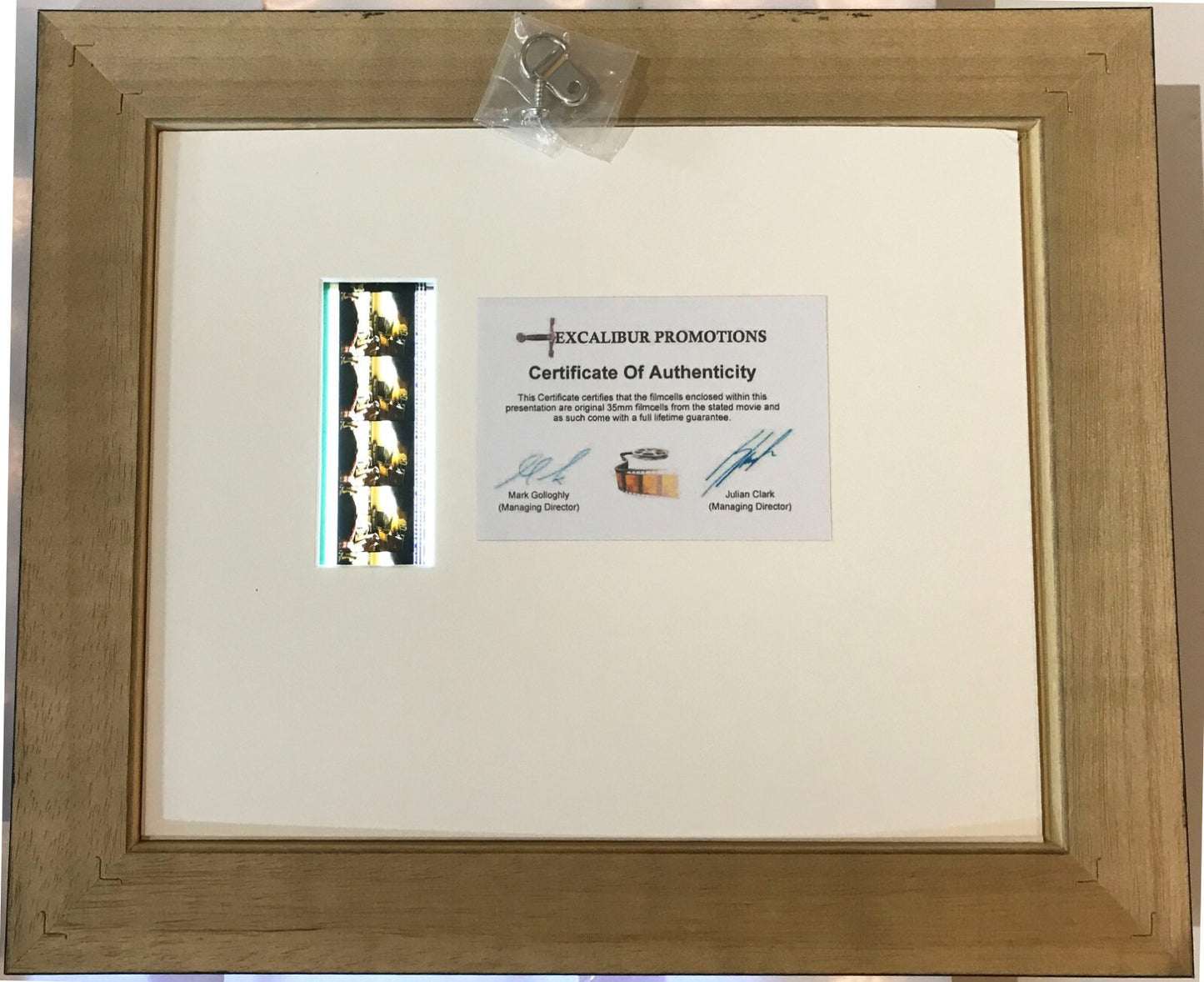 Handmade display inc original film cells for E.T The EXTRA-TERRESTRIAL fans v1