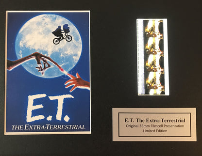Handmade display inc original film cells for E.T The EXTRA-TERRESTRIAL fans v1