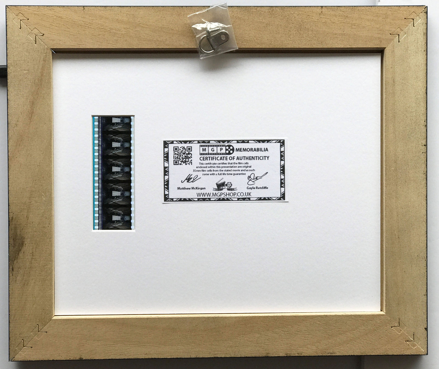 Hand crafted display featuring original 35mm filmcells for DRACULA 2000 fans vSR