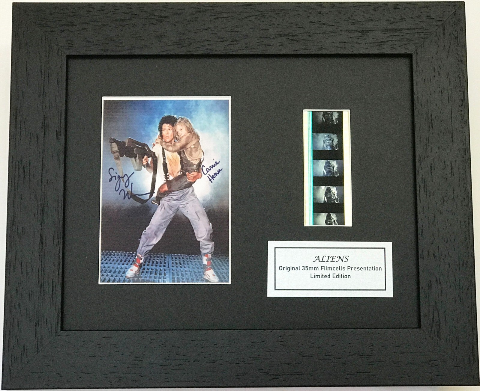 Hand crafted display featuring original 35mm film cells for ALIENS 1986 fans vSR