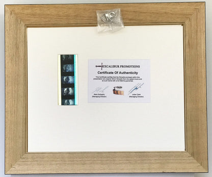 Hand crafted display featuring original 35mm film cells for ALIENS 1986 fans vSR