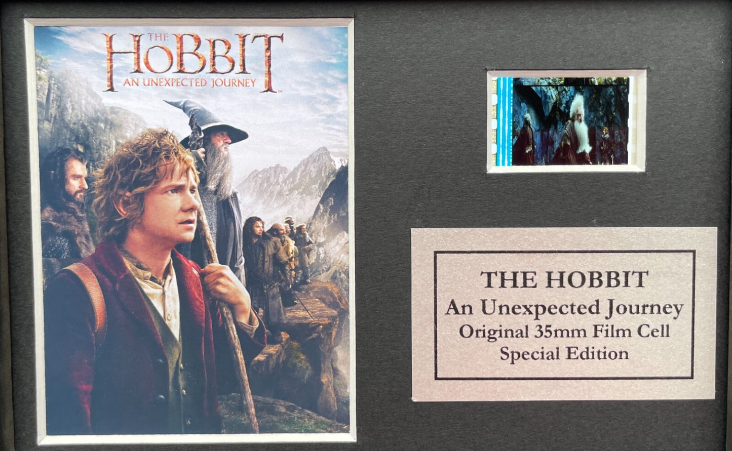 Hand crafted display featuring original Mini film cells for The Hobbit fans vAUJ
