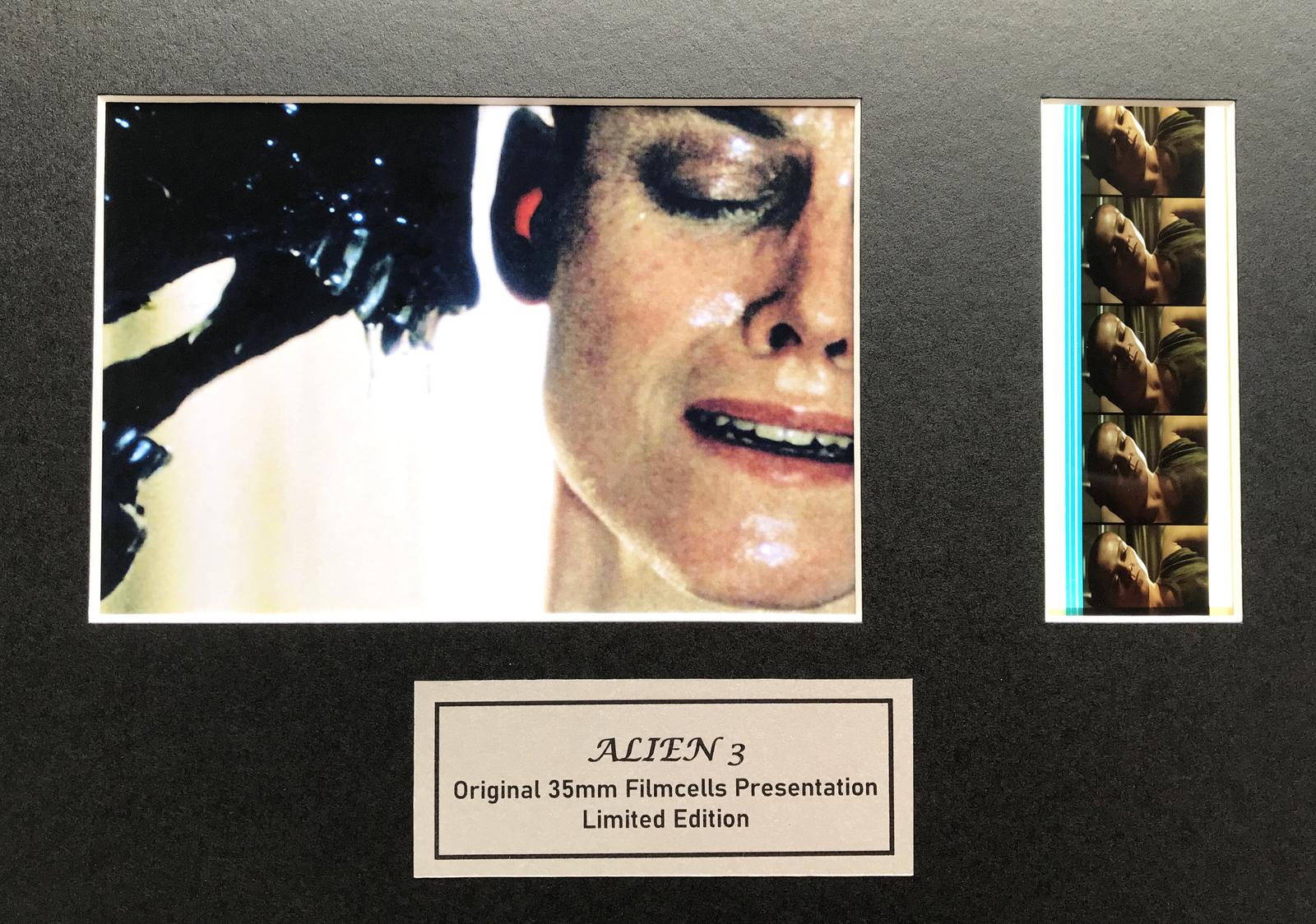 Hand crafted display featuring original 35mm film cells for ALIEN 3 fans v2