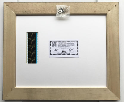 Hand crafted display featuring original 35mm film cells for ALIEN 3 fans v2