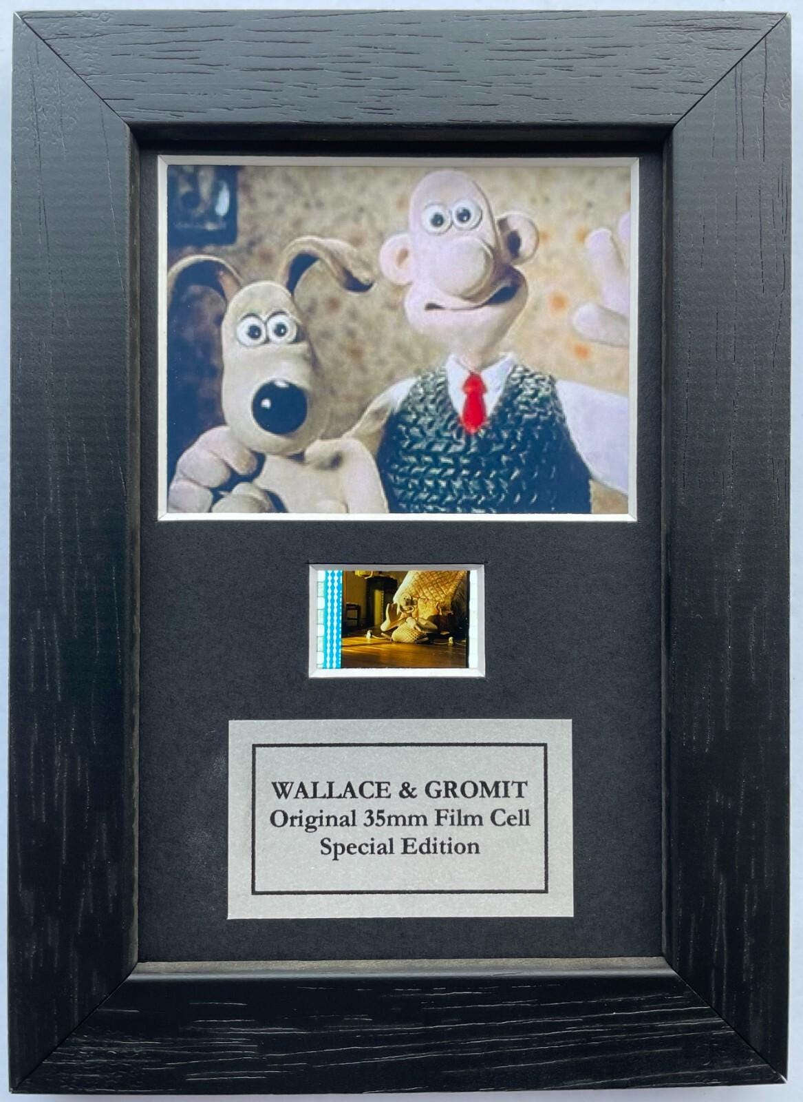 WALLACE & GROMIT Original Mini 35mm Film Cells set in Quality Wood Frame + COA