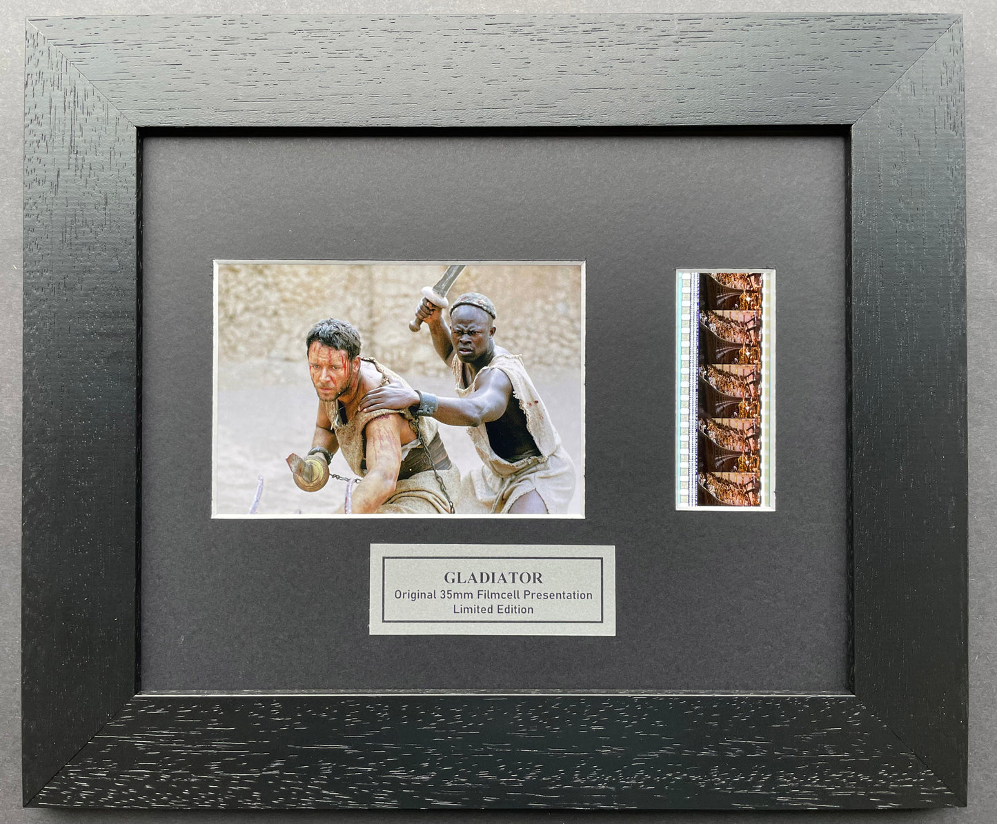 GLADIATOR 2002 Original 35mm Film Cells set within Quality Wood Frame + COA