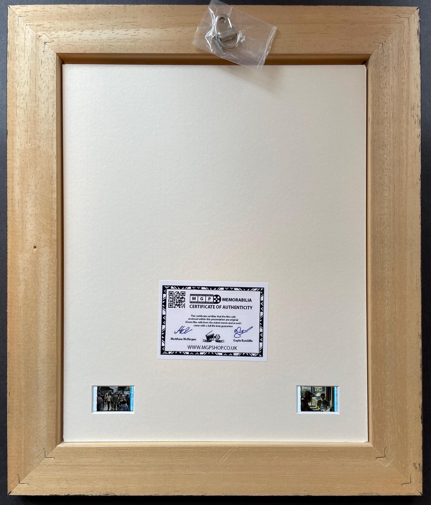 AMERICAN GANGSTER Original 35mm Film Cells set within Quality Wood Frame + COA