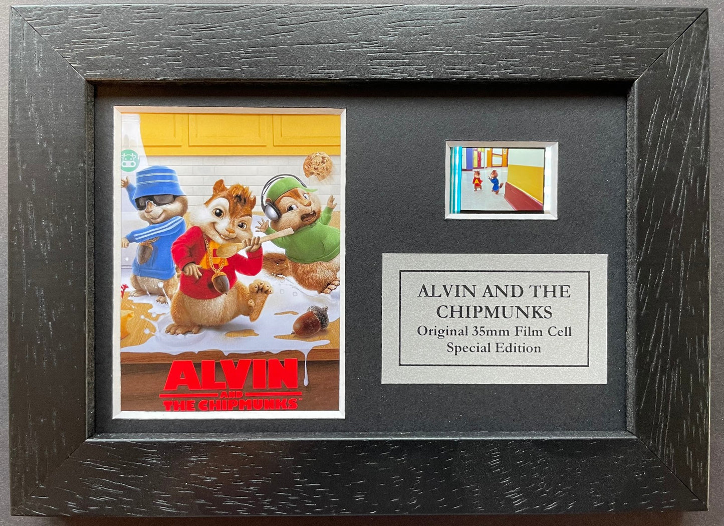 ALVIN & The CHIPMUNKS Original Mini 35mm Film Cell set within Quality Wood Frame