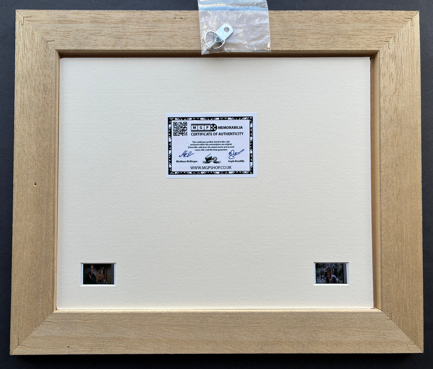 JOHN WAYNE Original 35mm Film Cell Memorabilia set in Quality Wood Frame v2