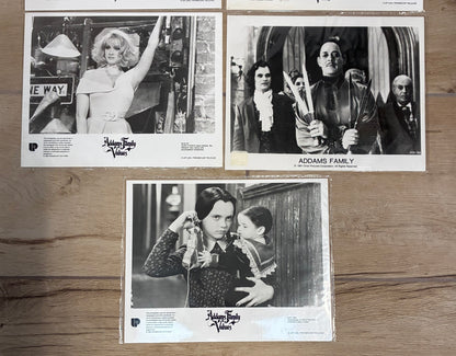 ADDAMS FAMILY VALUES Original Black & White Stills x 6 + 5 Extras inc 1 Addams Family