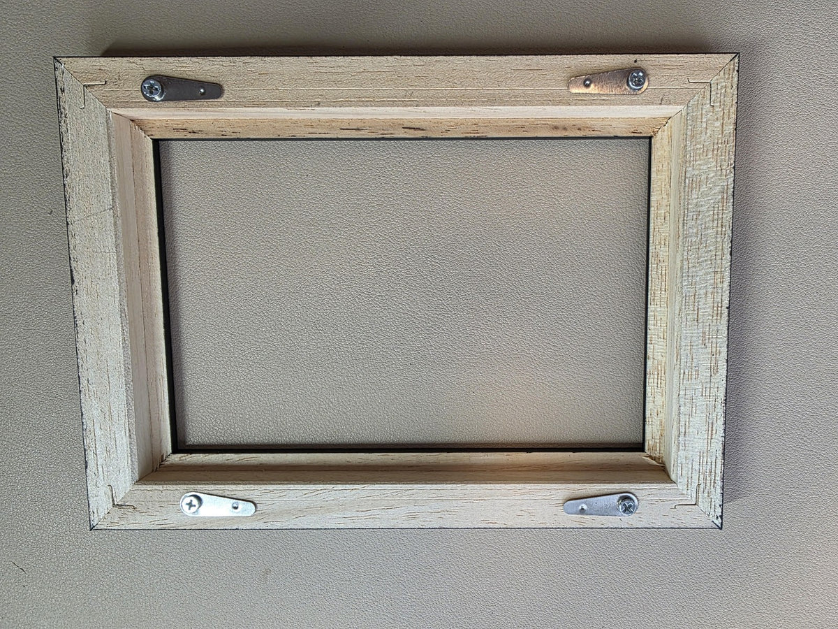 Quality wood frame in two sizes, either 130mm x 180mm or 325mm x 275mm